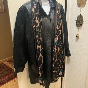 Wilson Women's Black Leather Jacket size L.